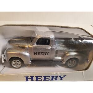 Heery Die Cast Truck - 1:64